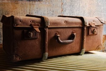 Mystery: The Suitcase in the&nbsp;Cemetery