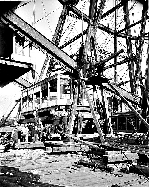 Chicago History in Pictures 1895